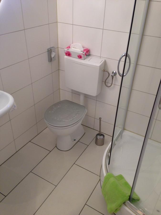 Chez Sven - Studio 'Le Grand' Lohn-Ammannsegg Exteriör bild